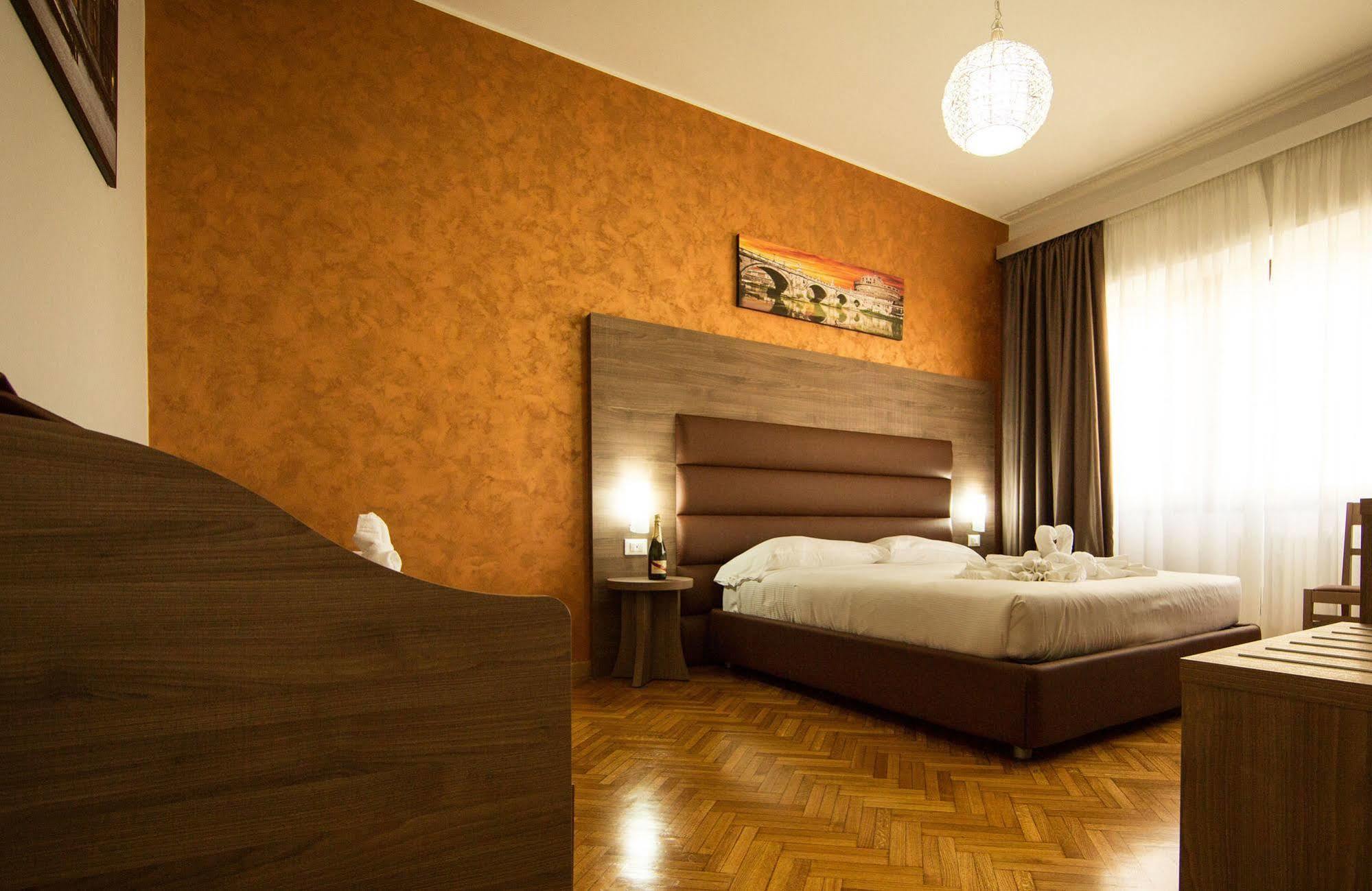 Heart Of Rome Rooms Roma Exterior foto